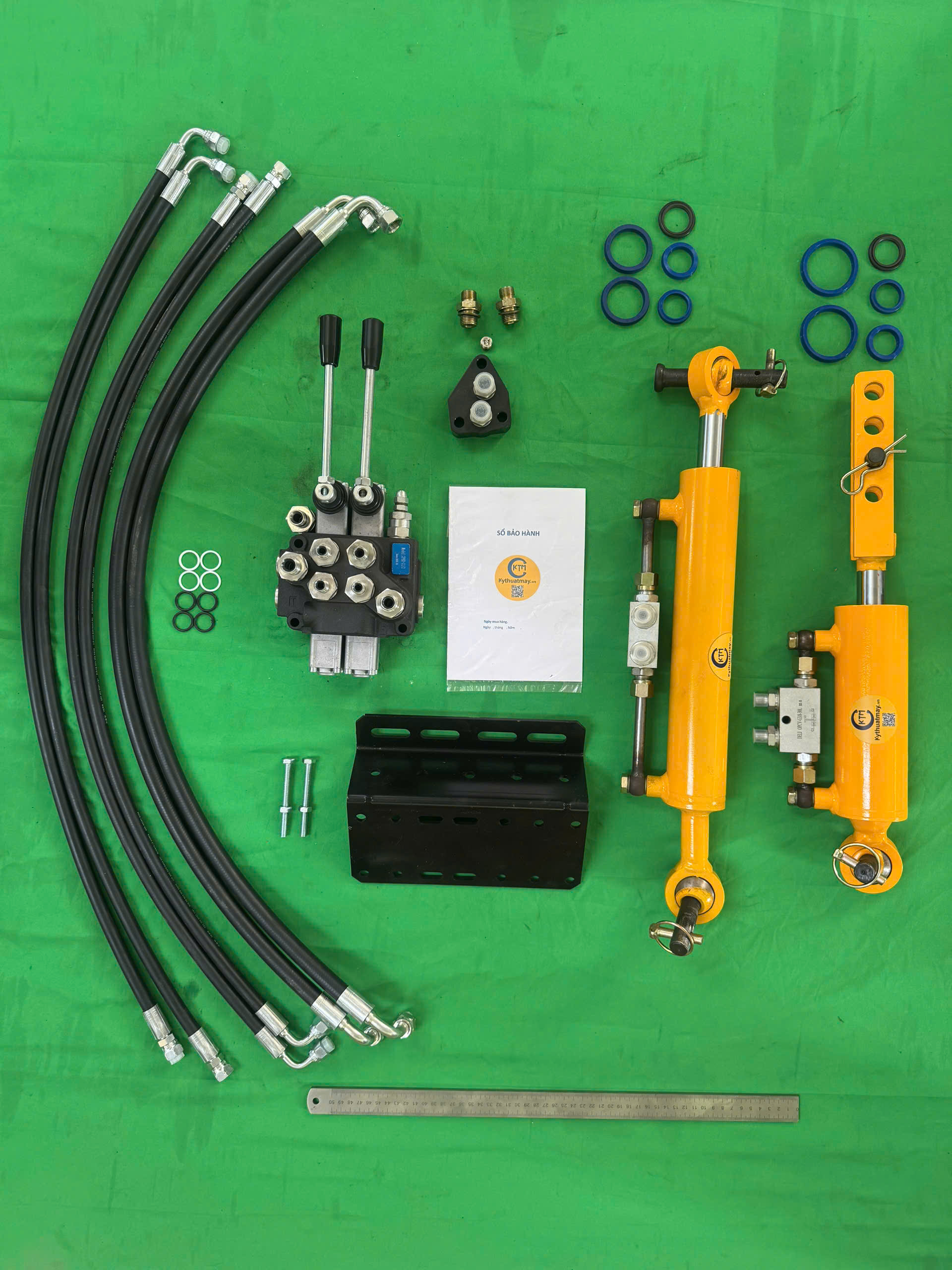 COMBO VAN 2 TAY 2 TY NGHIÊNG GIỮA KTM 
